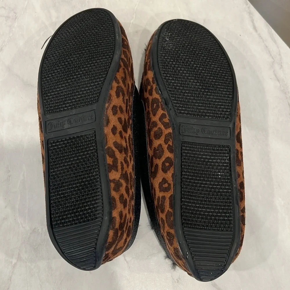 🔥Leopard Print Fur Lined Loafers with Gold Accents🔥 - Picture 2 of 5